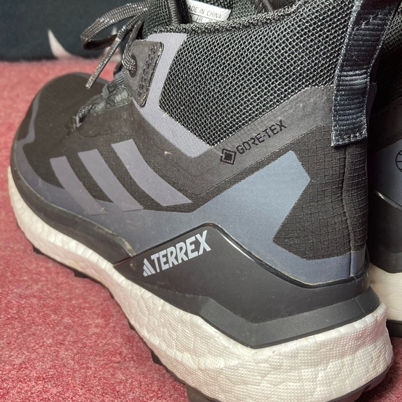 ADIDAS TERREX Free Hiker 2 GORE-TEX Hiking Shoe - Picture 11 of 16